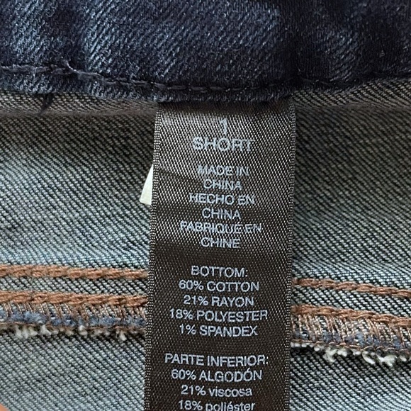 Chico’s • So Lifting Straight Leg Dark Wash Jeans - Picture 5 of 6